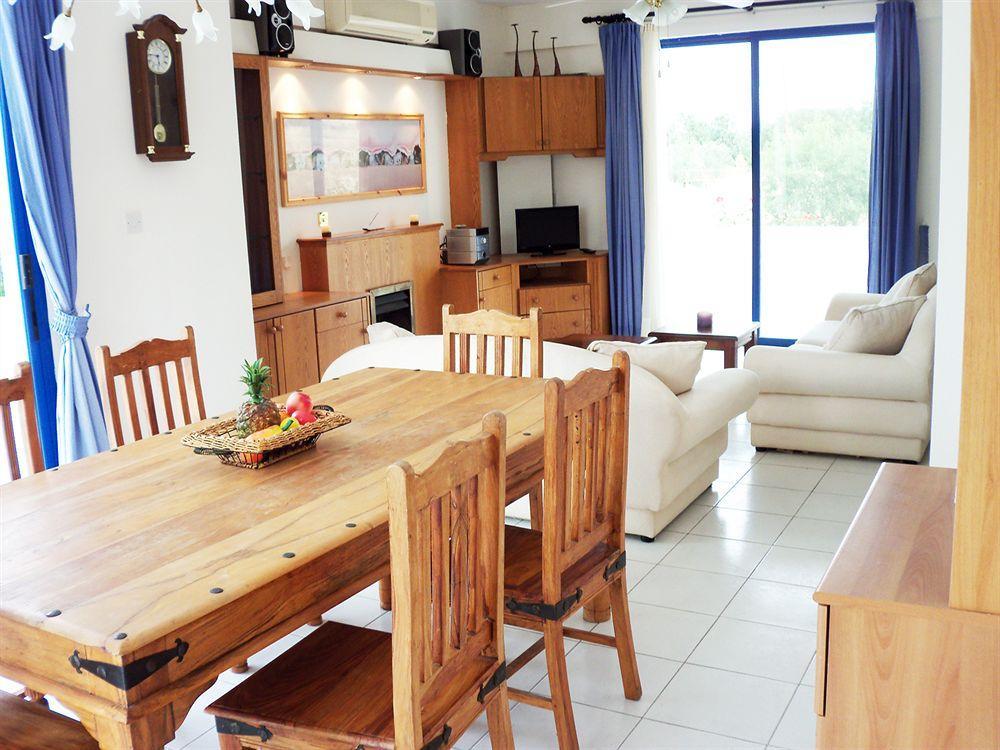 Kavalla Forest Villas Paphos Exterior photo